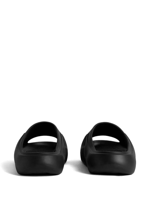 logo-embossed slides